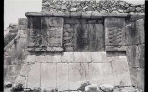 Chichen Itza, Platform of Venus (CHN: Str. 2D4)