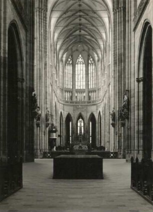 Prag. Hradschin. Veitsdom. Inneres. Blick in den Chor