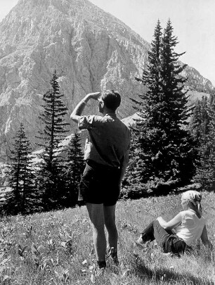Tirol. Am Lugauer : Österreich. Rast vor dem Lugauer, einem 2217 m hohen Berg in Tirol