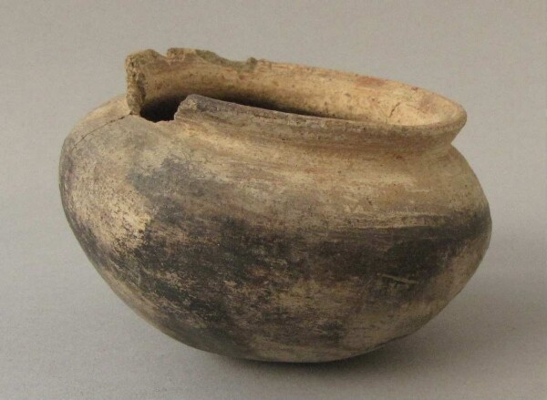 Clay vessel