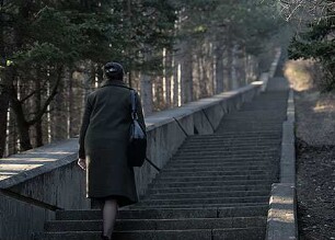 Eine Frage der Würde (2023) - Trailer