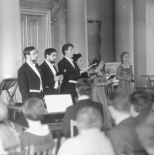 Konzert des Ensembles Madrigal Moskau im Rahmen der Veranstaltungsreihe "Dresdner Sommer" im Kuppelsaal von Schloß Pillnitz, 6. Juni 1970