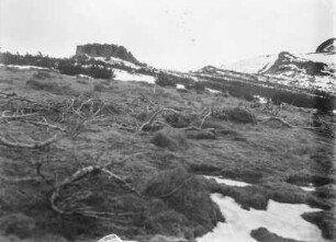 Gebirge : Blick über eine Gebirgslandschaft.