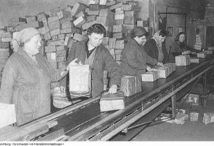 Dienstleistungen, 1972-1975