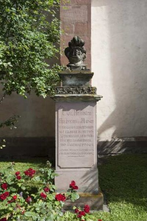 Grabmal für Carl Heinrich Freiherr von Hausen