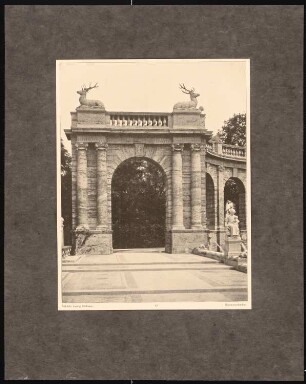 Märchenbrunnen, Berlin-Friedrichshain: Tafel 22: Brunnenarchitektur (aus: Max Osborn, Der Märchenbrunnen am Friedrichshain zu Berlin)