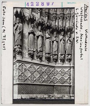 Amiens, Kathedrale: Marienportal, linkes Gewände