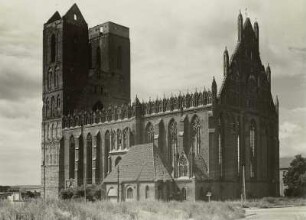 Prenzlau. Marienkirche. Außenansicht von Südosten