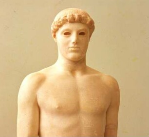 Athen. Akropolis-Museum. Kritiosknabe, Siegervotiv, kurz vor 480 v. Chr. Parischer Marmor, 116,7 cm
