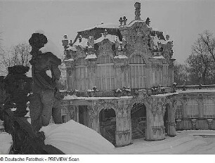 Dresden. Zwinger (1709-1728; M. D. Pöppelmann). Wallpavillon (1716-1718)