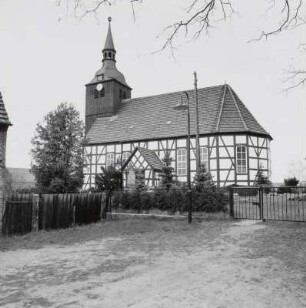 Evangelische Dorfkirche