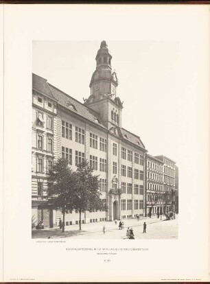 Gemeindedoppelschule an der Pappelallee und der Lychener Straße, Berlin: Ansicht Schulhaus (aus: Neubauten der Stadt Berlin, Bd. V, 1907)