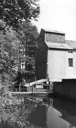 Lindenau. Mühle am Schloßteich