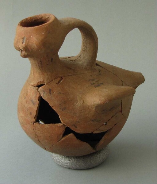 Clay vessel