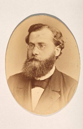 Porträt Martin Hasse : Foto-/Bildersammlung Stenografische Sammlung. Porträt Martin Hasse. Photographie (1885; H. Schulze). Dresden: SLUB P a 0168