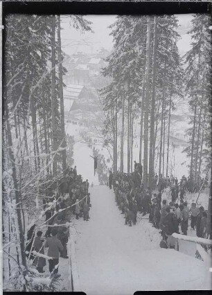 Skispringen der Roten Sportler in Pöhla : Skispringen der Roten Sportler in Pöhla
