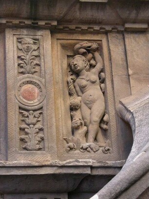 Detail an der Rathaustreppe