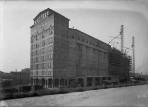 Silo der Farbwerke Höchst AG