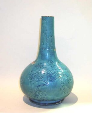Langhalsflasche mit der Darstellung des »feng huang«