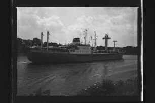 Georg Handke (1965), VEB Deutsche Seereederei, VEB Deutfracht, VEB Deutfracht - Seereederei Rostock (DSR), Deutsche Seereederei GmbH, Rostock