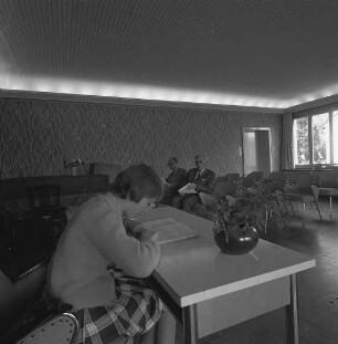 Vorlesewettbewerb für Schulkinder, durchgeführt vom Stadtjugendausschuß und Stadtschulamt im Jugendheim.