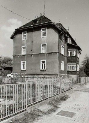 Ottendorf-Okrilla, Wohnhaus : Ottendorf-Okrilla. Wohnhaus (um 1890), Königsbrücker Straße 45. Straßenansicht