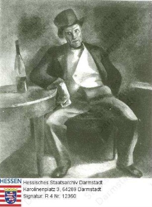 Göbel, Eduard (* 1867) / Porträt in der Rolle des 'Datterich', an rundem Tisch sitzend, Ganzfigur
