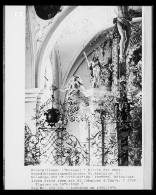 Hochaltar, linke Seitenfigur oben: Johannes der Täufer