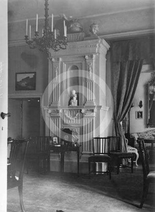 Salon im Herrenhaus Lappier