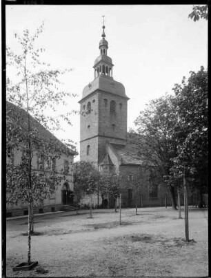 Buchen Katholische Stadtkirche Sankt Oswald Außenansicht von Nordosten