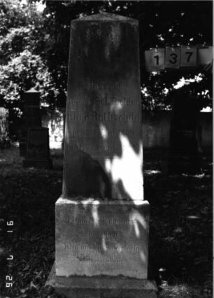 Grabstein 137 [Hahn S. 96 ]