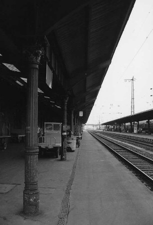 Sachgesamtheit Hauptbahnhof; Gießen, Bahnhofstraße 102, Bahnhofstraße, Bahnhof