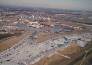 Vereiste Leda und Hafen Leer im Eis