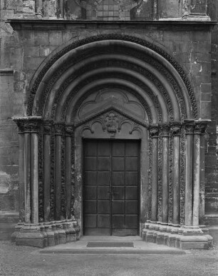 Katholische Pfarrkirche Sankt Johannes der Täufer