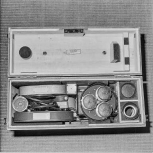 AK 16 (Filmkamera) Aufbewahrung