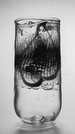 Vase mit Dekor aus Glasfasergewebe