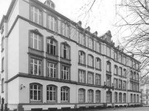 Frankfurt, Lenaustraße 81