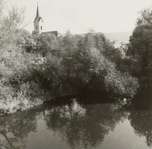 Filialkirche St. Martin : Blick über die Saale zur Filialkirche St. Martin