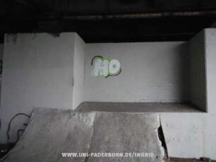 MO