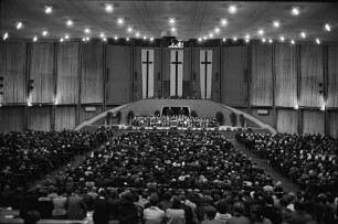 Reformationsfeier des evangelischen Kirchenbezirks Karlsruhe in der Schwarzwaldhalle.