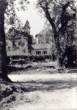 Weinbergfriedhof vor der Umgestaltung in eine Grünanlage. Detmold. Paulinenstraße