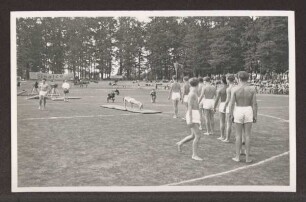 Sportfest am Jahnsportplatz / Sportliche Wettbewerbe. Detmold. Lagesche Str. Papierabzug