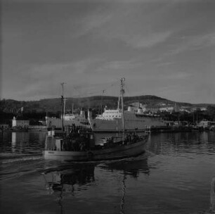 Saßnitz. Fährhafen mit den Fährschiffen Sassnitz (DDR) und Der Starke (Schweden)