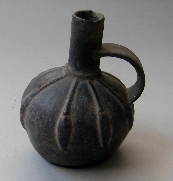 Clay vessel