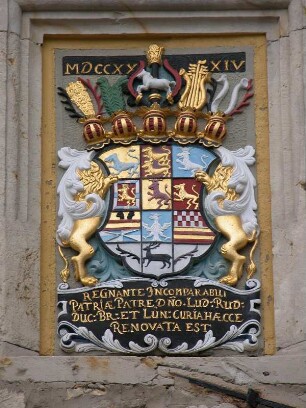 Blankenburg - Wappen am Rathaus : Wappen am historischen Rathaus. Aufgenommen in Blankenburg am Harz 2004