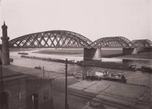 Riesa, Eisenbahn- und Straßenbrücke