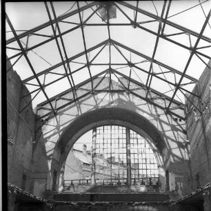 Negativ: Ruine, Dennewitzstraße 24, 1952