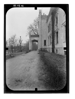 Kittendorf. Herrenhaus (um 1860; F. Hitzig). Haupteingangsseite