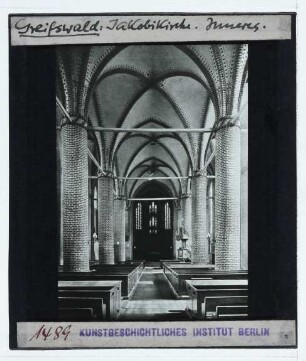 Greifswald, St.-Jacobi-Kirche : Innenansicht nach O
