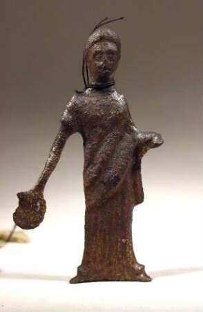 Etruskisch-italische Statuette einer Priesterin